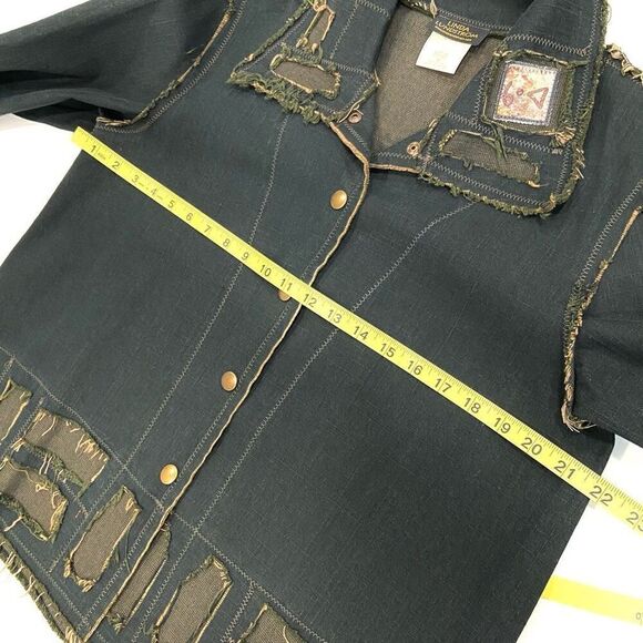 New✨ LINDA LUNDSTROM Distressed Denim Jacket - Picture 9 of 10